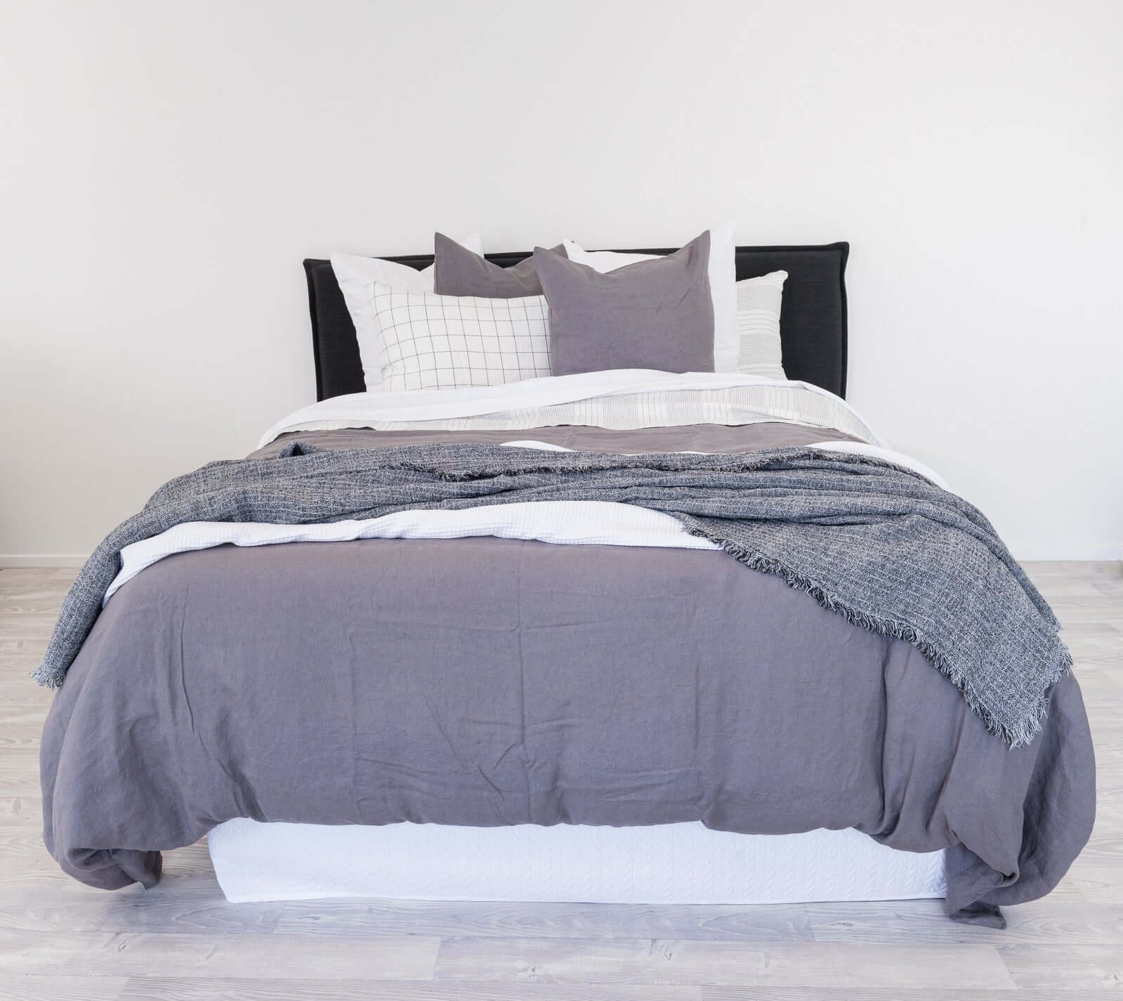 Linen Quilt Cover Set - Charcoal - Queen/King Size Luxury Co