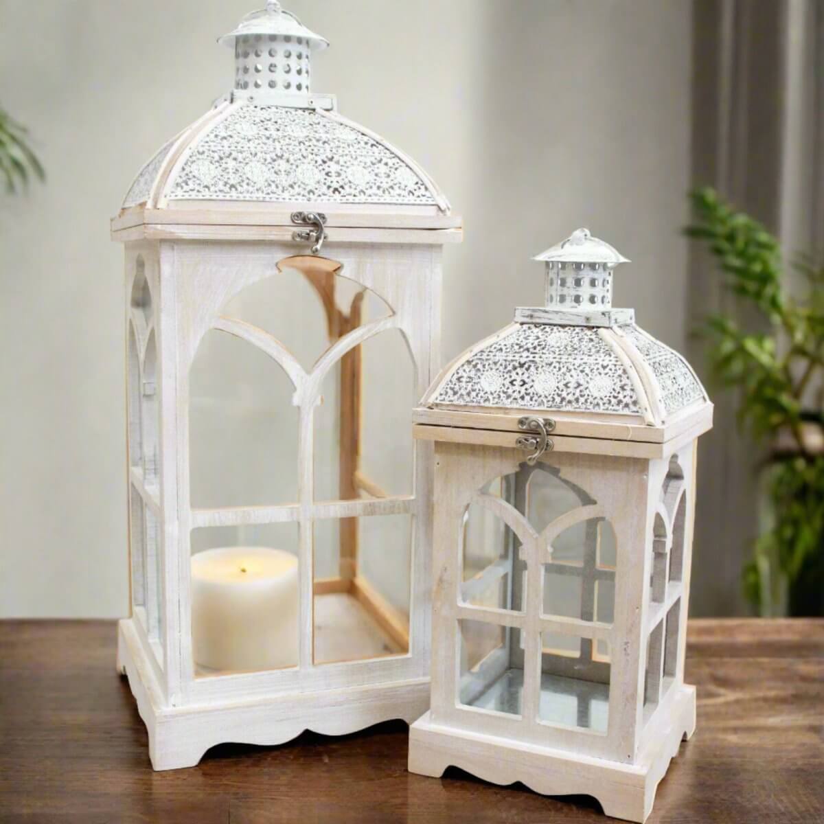 Arabesque White Champagne Lantern Set