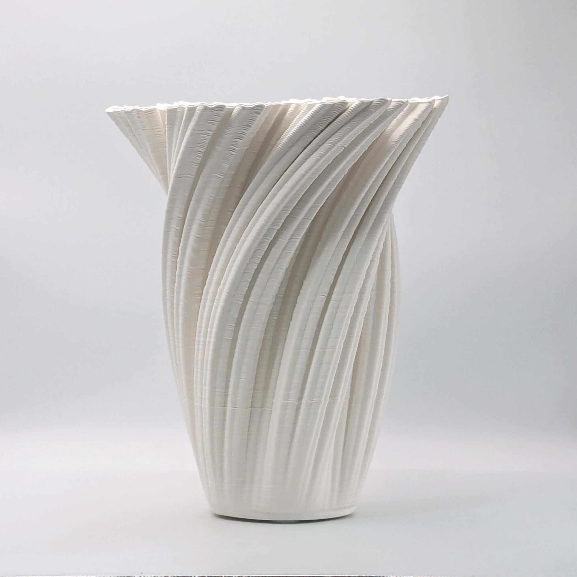 Innovative 3D Printed Porcelain Flower Vase
