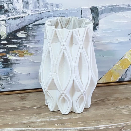 Lara Large Modern White 3D Textured Vase – Ceramic & Porcelain, 33cmEnhance your home with the Lara Vase; premium ceramic, 3D texture, perfect for modern decor.